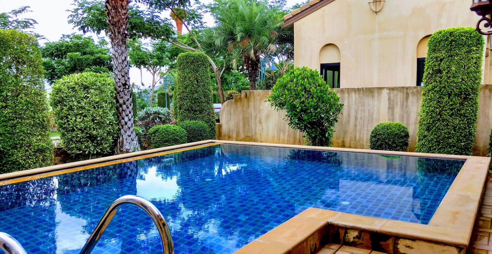 Chivani Pattaya Esterno foto