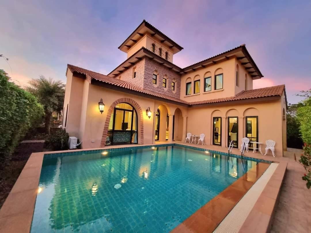 Chivani Pattaya Esterno foto